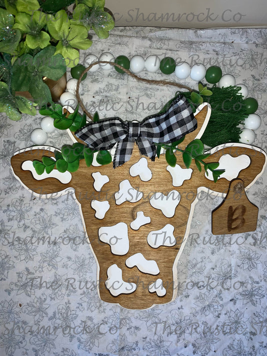 Cow door hanger, door hanger, cow head hanger, Farm Decor, Cow Wreath