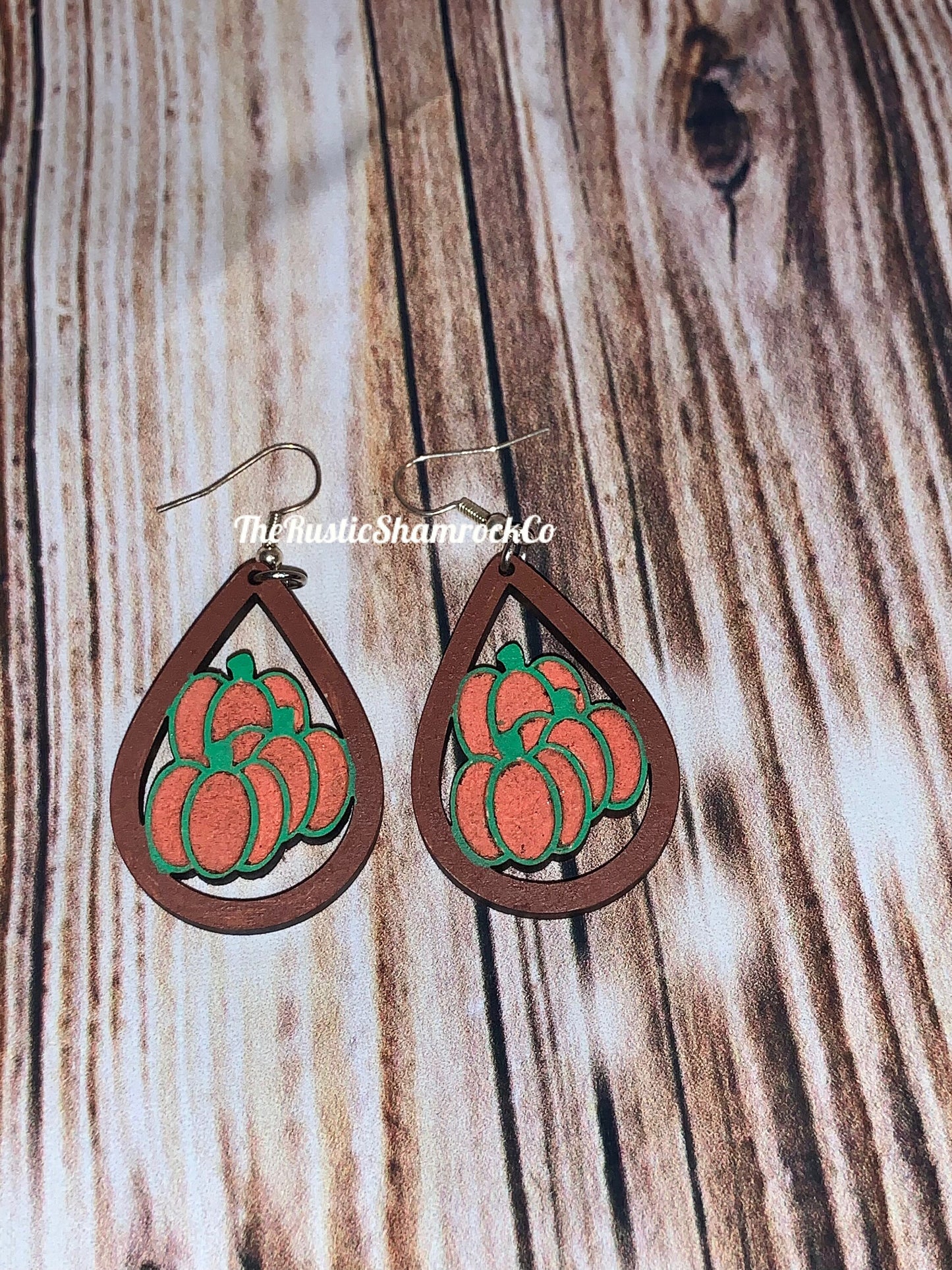 Teacher Earrings, Fall Themed Pumpkins, Apples, Woodend Earrings, pumpkin earrings, pumpkin dangles, pumpkin patch earrings, wood earrings