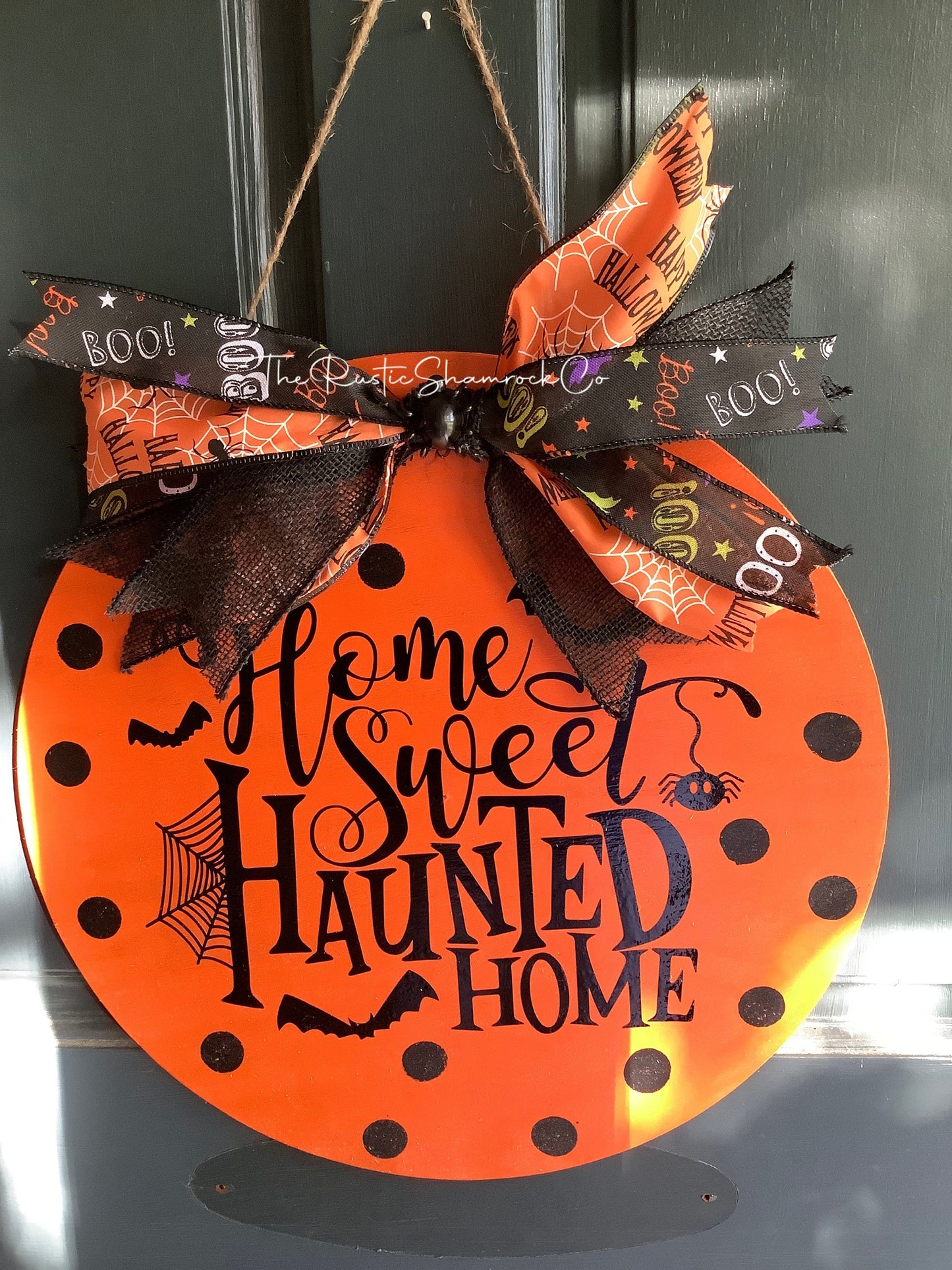 Halloween Door Hanger, Home Sweet Haunted Home Sign, Bat Front Door Decor, Halloween Wreath, Porch Decor, Halloween Sign, Spooky sign